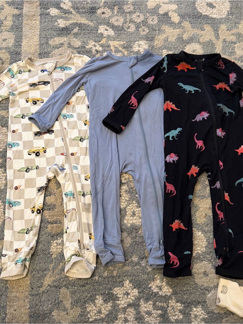 Kyte baby zippered romper pj set